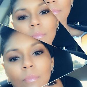 Meet your Posher, Nikki